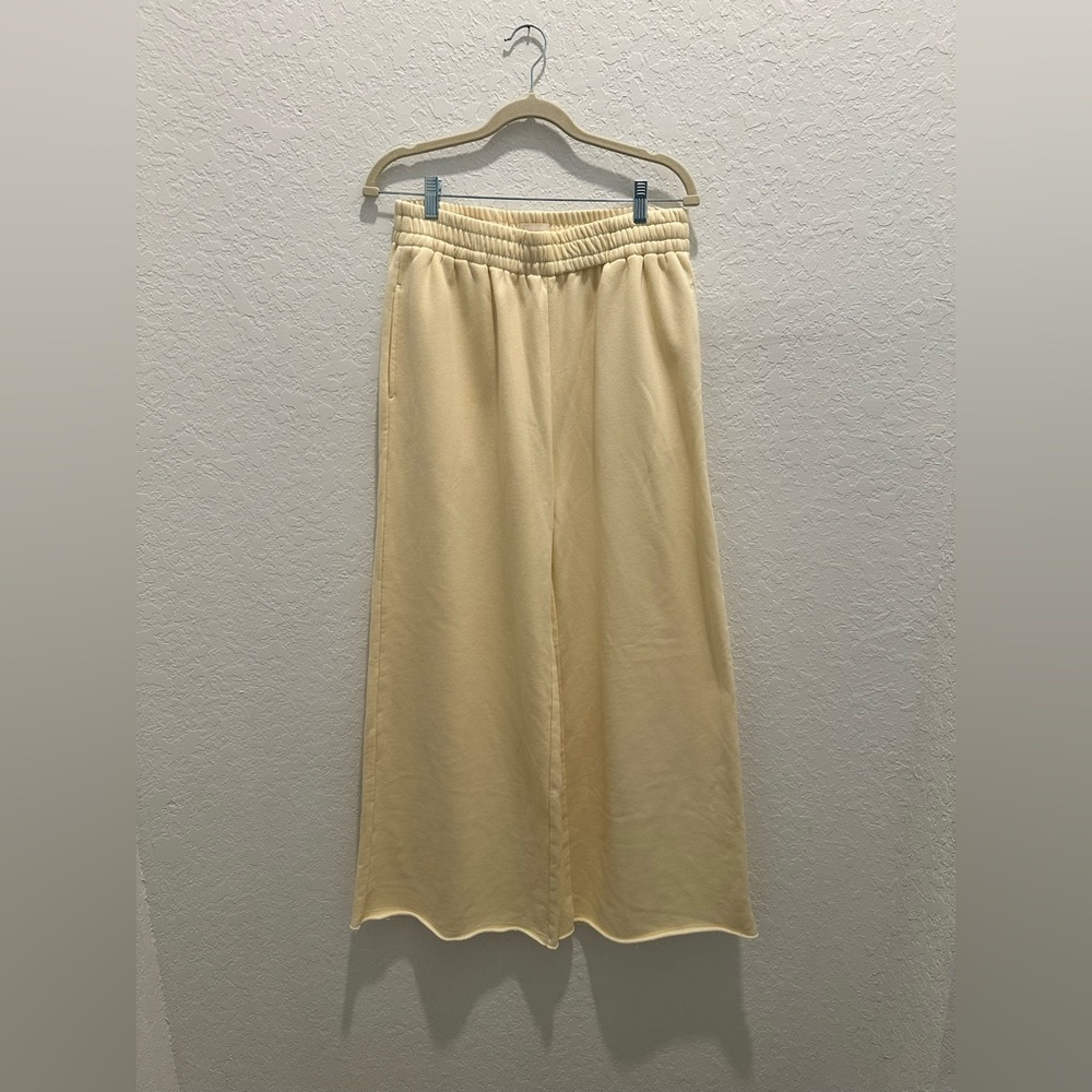 The WESTSIDE Wide-Leg Elastic Waist Cozy Set